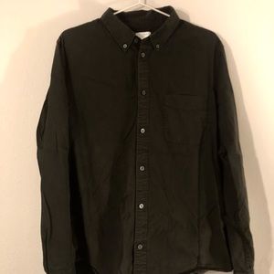 Black Everlane button-up shirt
